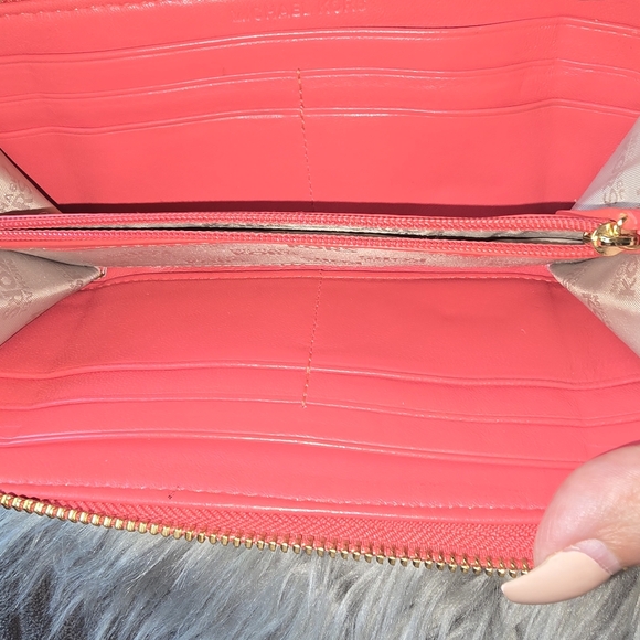 Michael Kors Quilted Leather Large Wallet Coral Mk - Picture 3 of 5